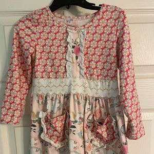 Yea party Pete and Lucy dress with pockets